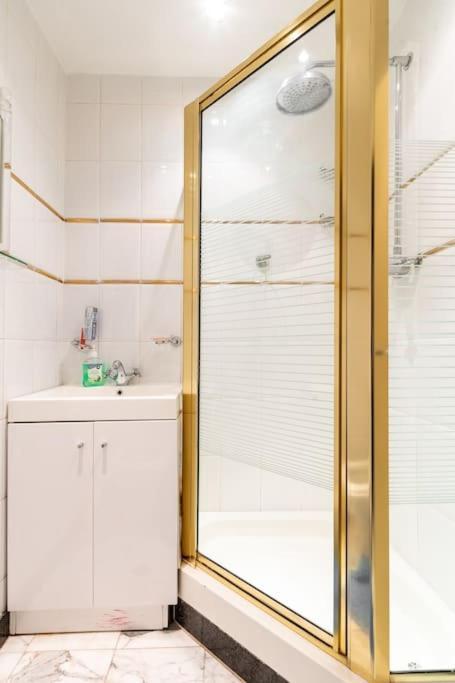 Stunning Three Bed In West Hampstead Apartment Londra Exterior foto